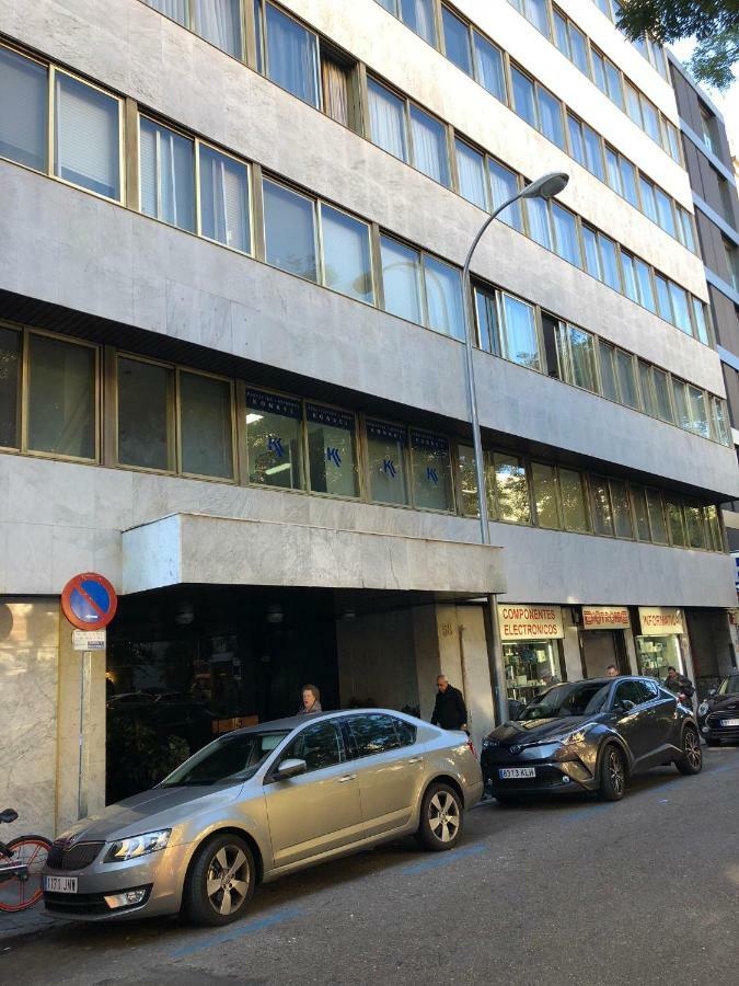 Apartment Pisos Con Piscina Barrio Exclusivo-wizinkcenter Alquiler Temporada