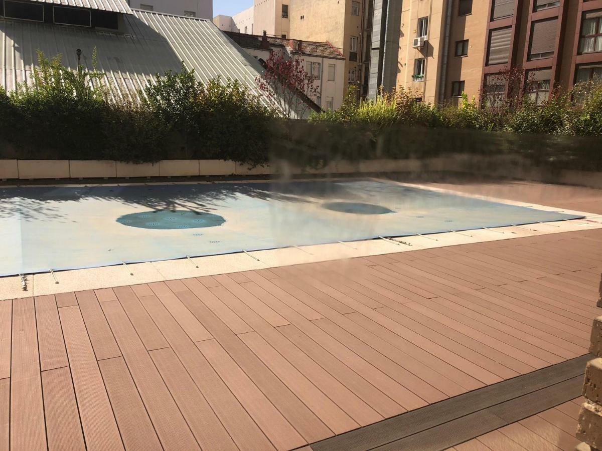 Pisos Con Piscina Barrio Exclusivo-wizinkcenter Alquiler Temporada Apartment