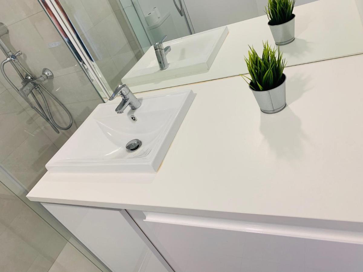 Pisos Con Piscina Barrio Exclusivo-wizinkcenter Appartamento *